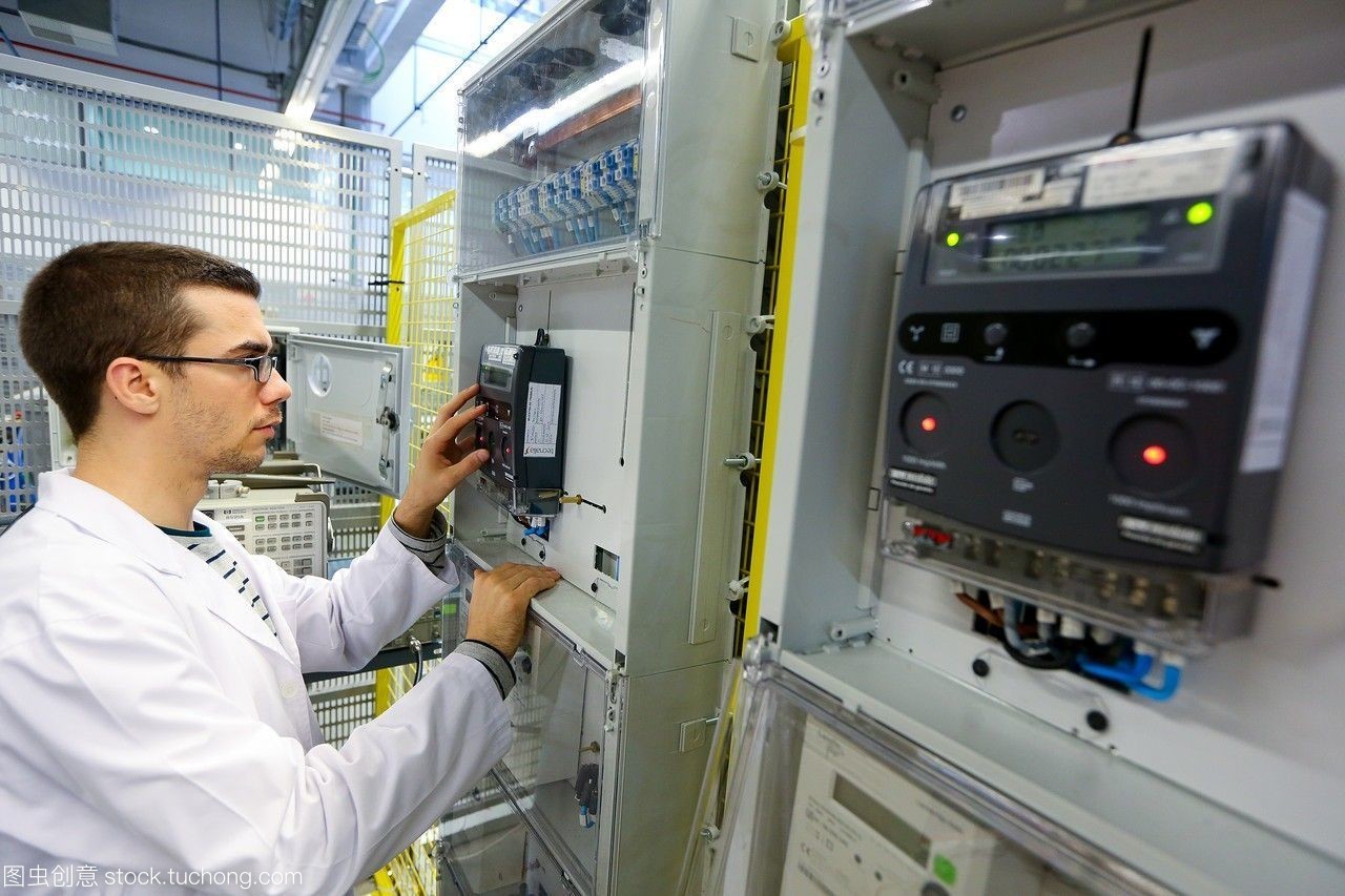 研究員。電器柜性能計數(shù)器。低壓微網(wǎng)絡(luò)。用于智能電網(wǎng)和智能電表的測試和證書服務(wù)。電力電子設(shè)備認證。技術(shù)服務(wù)行業(yè)。tecnaliaresearch&innovationbizkaiabasquecountry,西班牙。