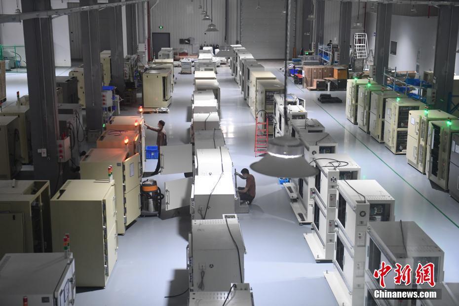 上海金山:科技企業(yè)閉環(huán)管理促生產(chǎn)